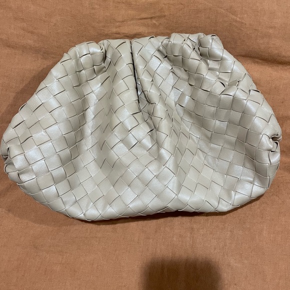 Genuine woven leather dumpling bag - Picture 2 of 5